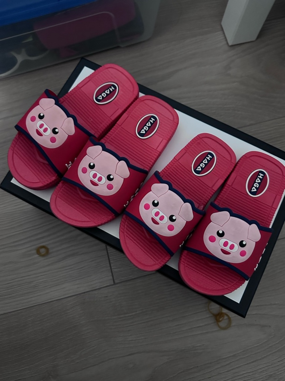 NEW！Kids Pig Slide Sandals - $10 a pair
